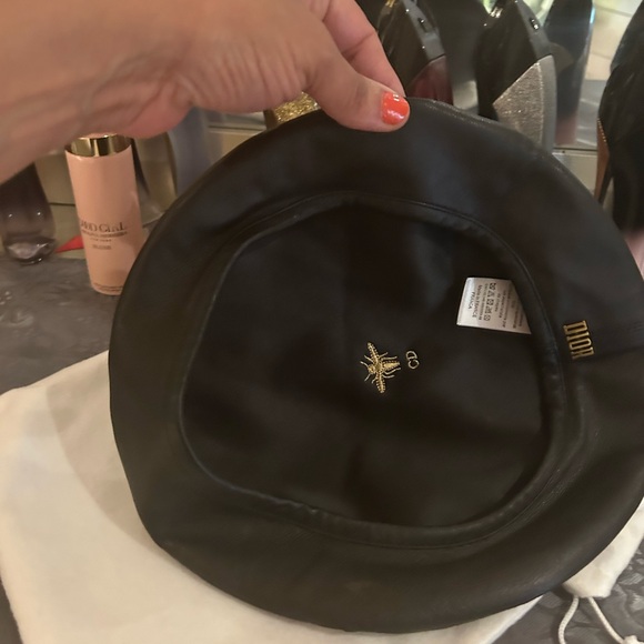 Dior Vintage Lambskin Leather Beret Logo Black Cap w/Dior Bag, Hat Box & Pillow! - Picture 13 of 17